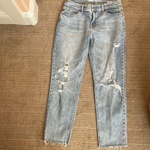 Old Navy Boyfriend Mid-Rise Jeans